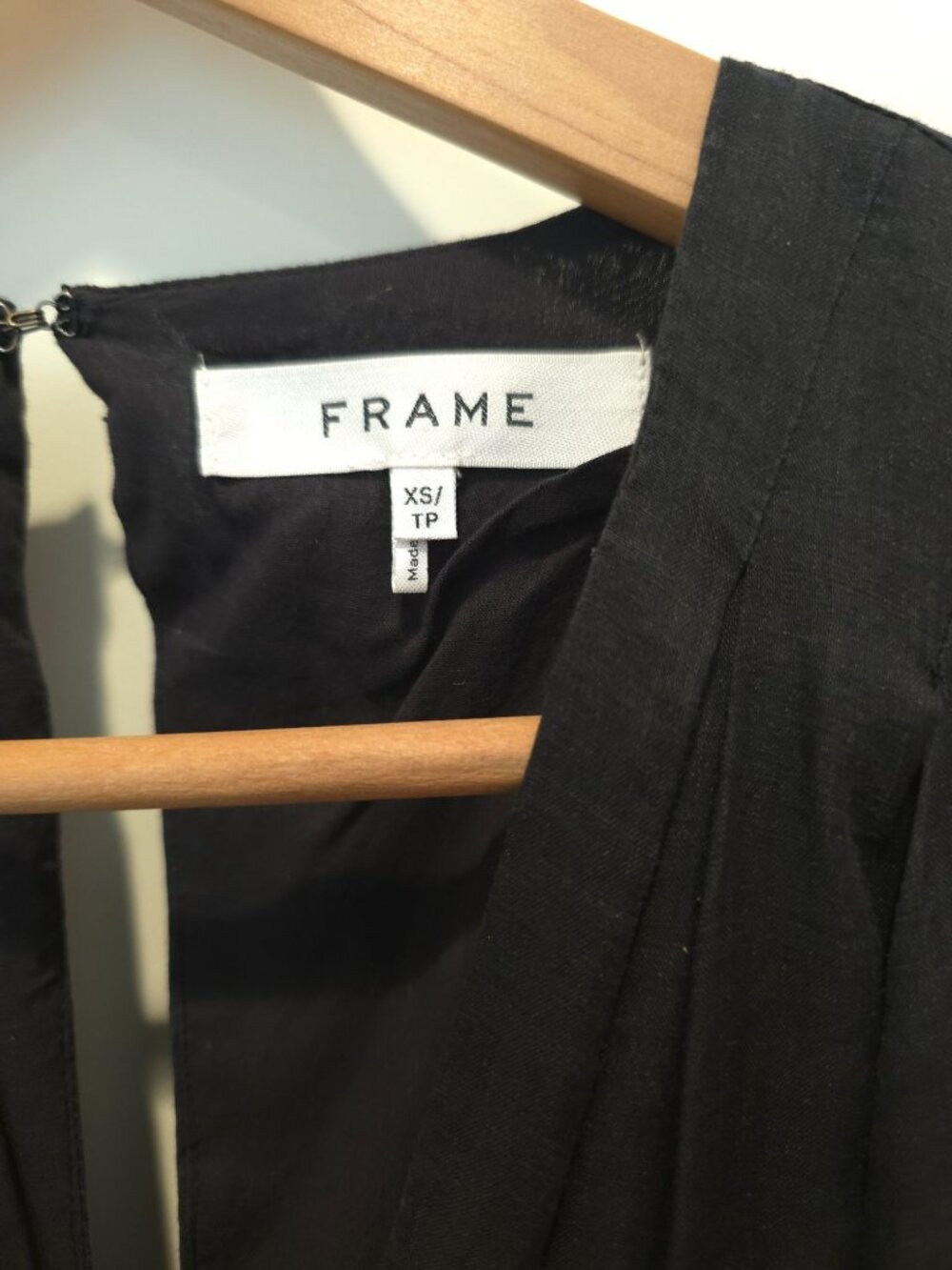 FRAME Shirred Sleeve 100% Ramie Black V-Neck 1/4 Sleeve Maxi Dress Sz XS - Picture 8 of 10
